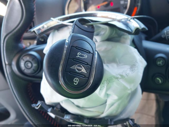 2019 MINI COUNTRYMAN WMZYT3C57K3E95823 Photo 10