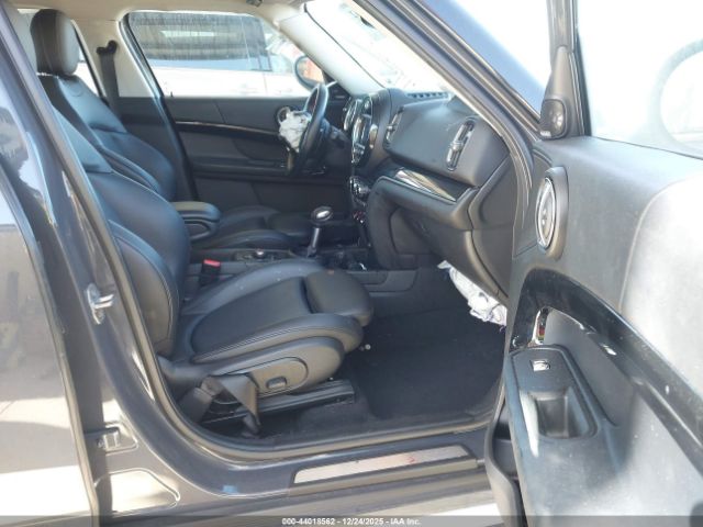 2019 MINI COUNTRYMAN WMZYT3C57K3E95823 Photo 4