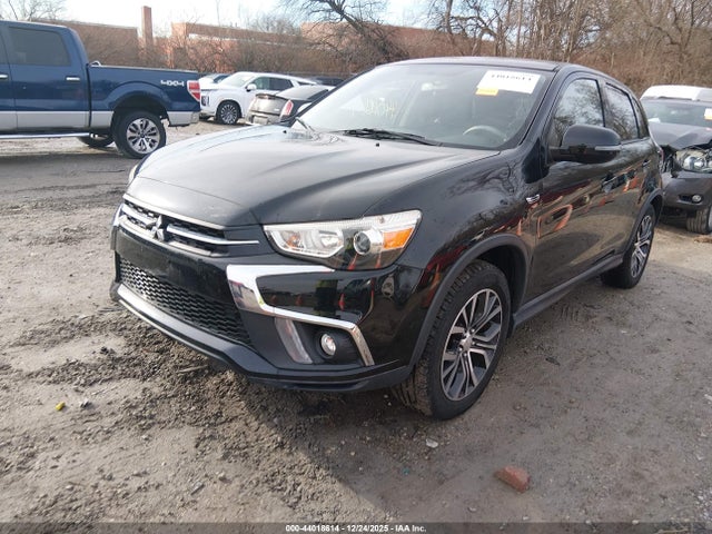 2018 MITSUBISHI OUTLANDER SPORT JA4AR3AW1JZ012003 Photo 1