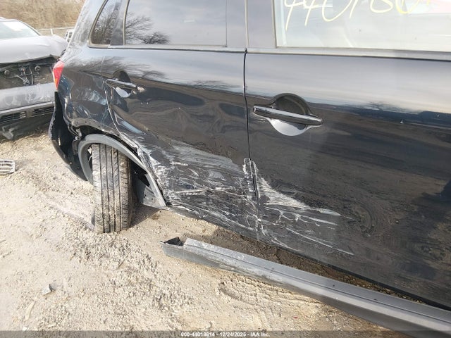 2018 MITSUBISHI OUTLANDER SPORT JA4AR3AW1JZ012003 Photo 5