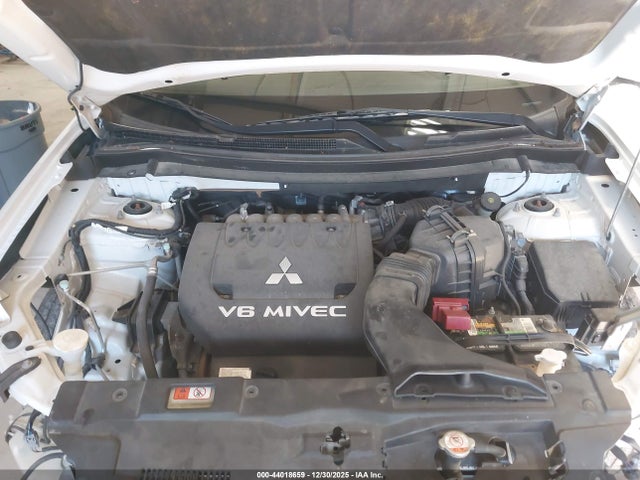 2014 MITSUBISHI OUTLANDER JA4JZ4AX6EZ001289 Photo 9