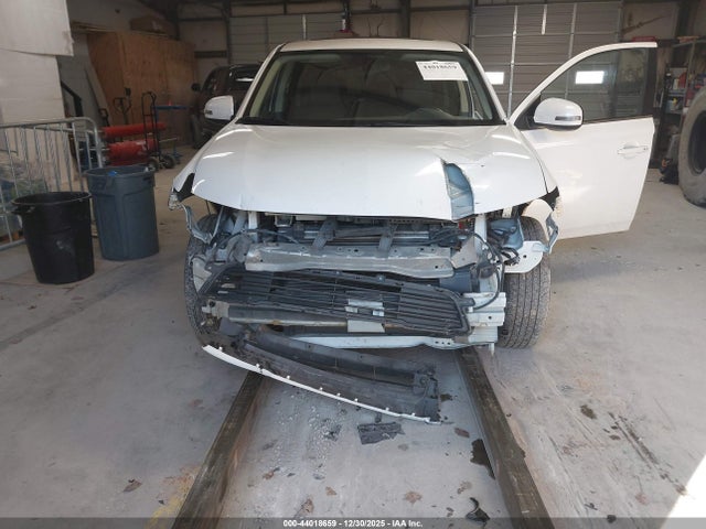 2014 MITSUBISHI OUTLANDER JA4JZ4AX6EZ001289 Photo 5
