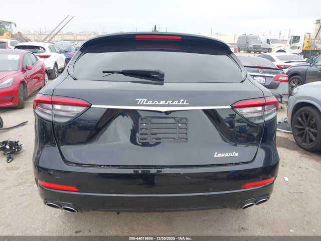 ZN661XUA6PX435575 Maserati Levante Gt