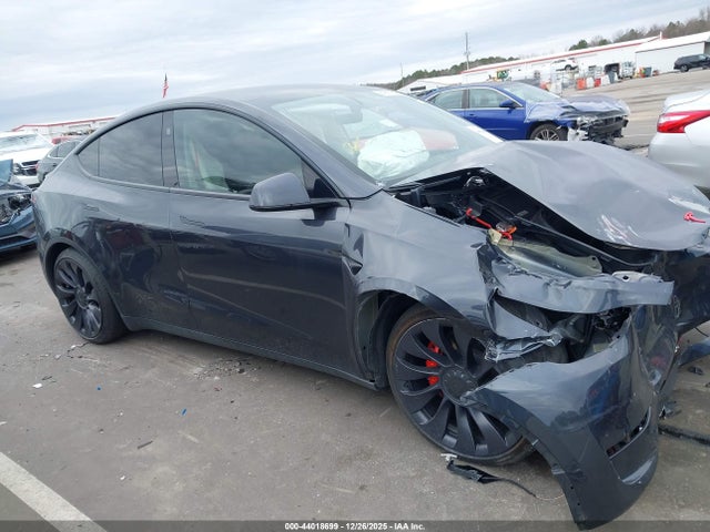 7SAYGDEF9RF022552 Tesla Model Y Performance Dual Motor All-wheel Drive