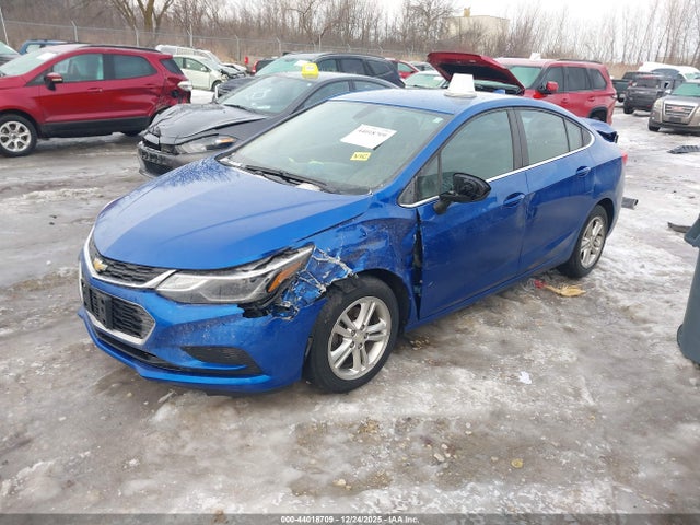 1G1BE5SM8H7278597 Chevrolet Cruze Lt Auto