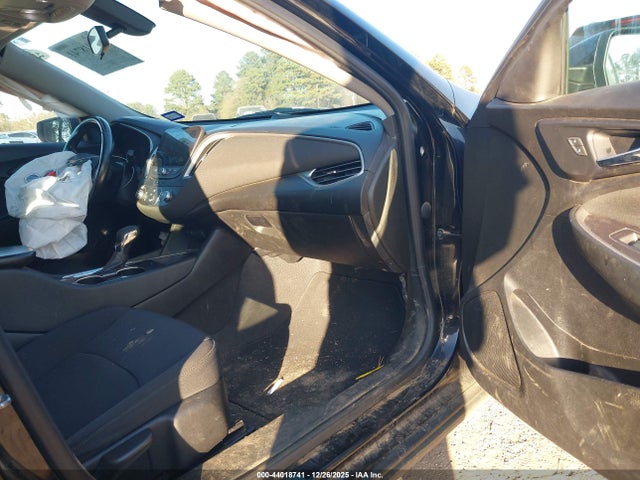 2021 CHEVROLET MALIBU 1G1ZG5ST4MF052203 Photo 4