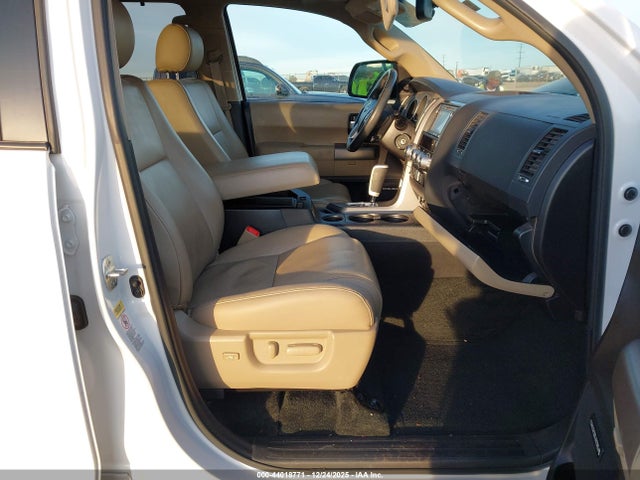 5TDJW5G16GS131293 Toyota Sequoia Limited 5.7l V8