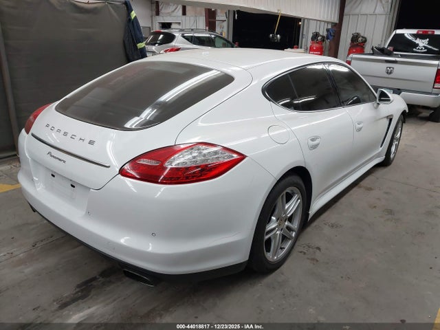 2013 PORSCHE PANAMERA WP0AA2A72DL010896 Photo 3