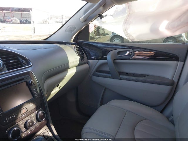 44018824 :رقم المزاد ، 5GAKRBKD7GJ126470 vin ، 2016 Buick Enclave Leather مزاد بيع