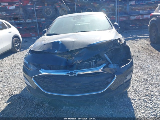 1G1ZG5ST7PF138173 Chevrolet Malibu Fwd Rs