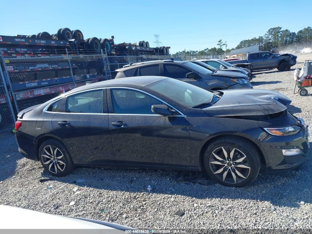 1G1ZG5ST7PF138173 Chevrolet Malibu Fwd Rs