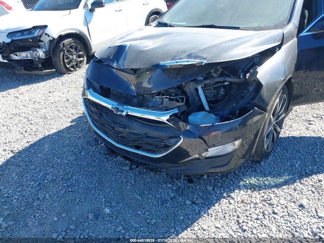 1G1ZG5ST7PF138173 Chevrolet Malibu Fwd Rs