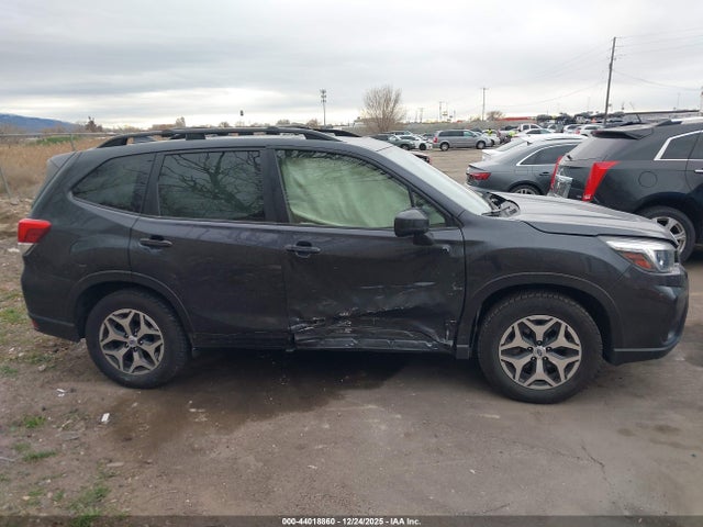 Subaru Forester Premium 2019 JF2SKAEC7KH471354 Image 13