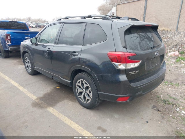 Subaru Forester Premium 2019 JF2SKAEC7KH471354 Image 3