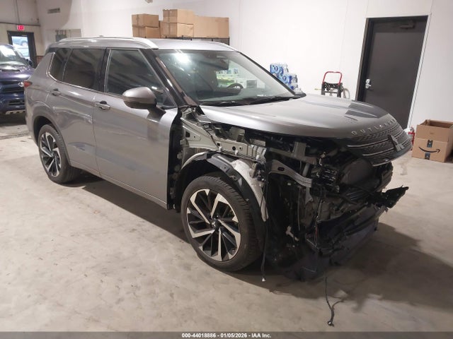 2024 MITSUBISHI OUTLANDER JA4J3WA87RZ042722 Photo 0