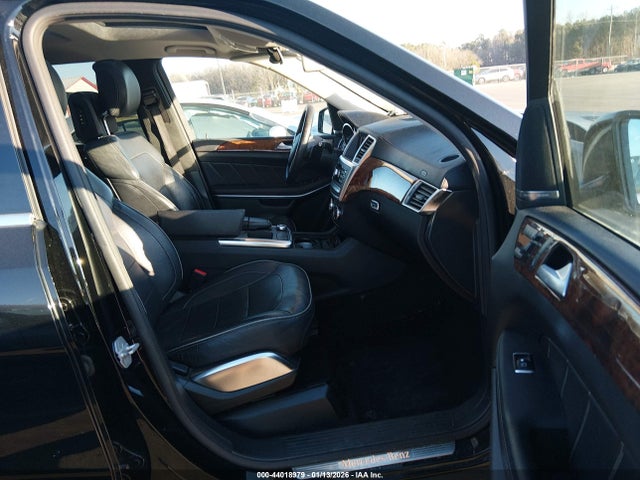 2014 MERCEDES-BENZ GL 550 4JGDF7DE3EA293033 Photo 4