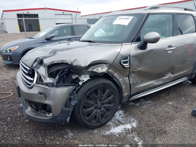 2018 MINI COUNTRYMAN WMZYV5C30J3E03194 Photo 5