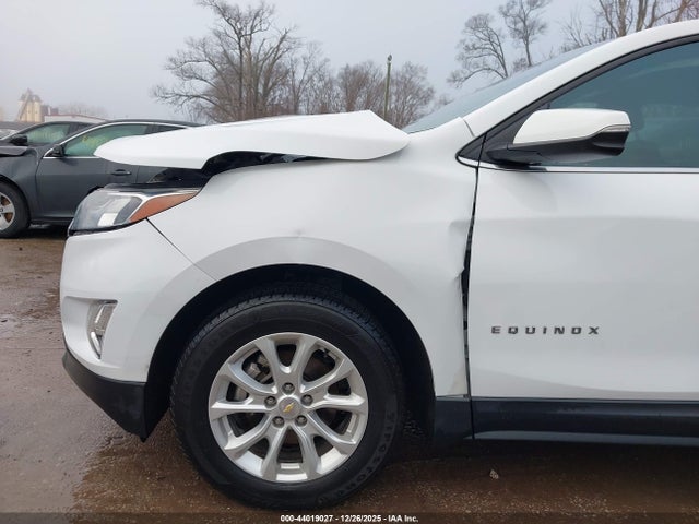 2018 Chevrolet Equinox Lt მანქანა იყიდება აუქციონზე, vin: 2GNAXJEV3J6159802, აუქციონის ნომერი: 44019027