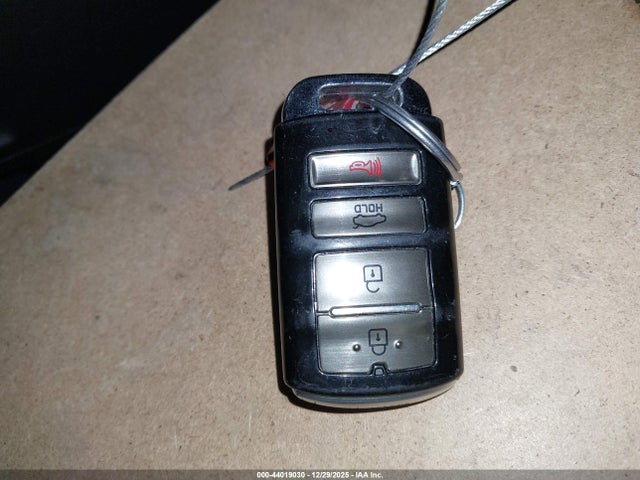 KNALN4D7XF5195501 KIA Cadenza Premium