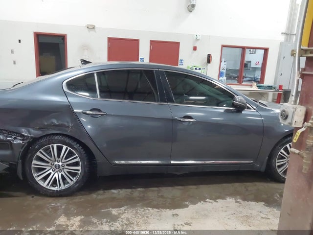 KNALN4D7XF5195501 KIA Cadenza Premium