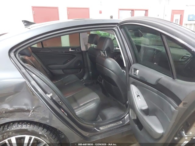 KNALN4D7XF5195501 KIA Cadenza Premium
