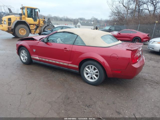 2009 FORD MUSTANG 1ZVHT84N795111785 Photo 2