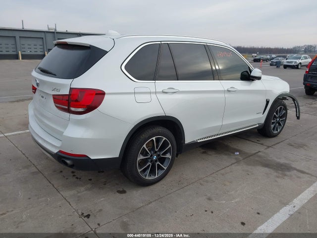 2017 BMW X5 5UXKR0C59H0U52741 Photo 3