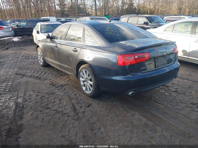 2015 AUDI A6 WAUGFAFC5FN007832 Photo 2
