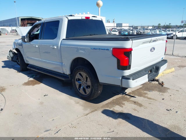 2024 FORD F-150 LIGHTNING 1FT6W3L79RWG07253 Photo 2