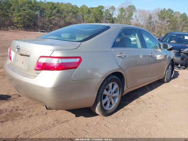 2008 Toyota Camry Le მანქანა იყიდება აუქციონზე, vin: 4T1BE46K28U251709, აუქციონის ნომერი: 44019186