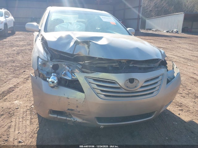 2008 Toyota Camry Le მანქანა იყიდება აუქციონზე, vin: 4T1BE46K28U251709, აუქციონის ნომერი: 44019186