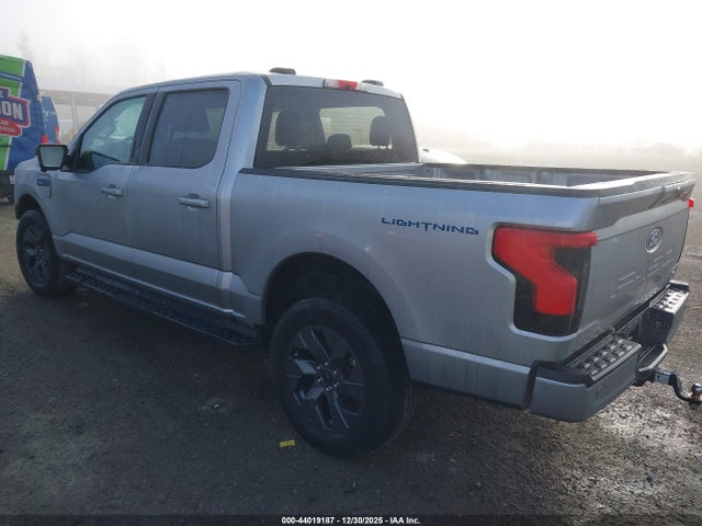 2024 FORD F-150 LIGHTNING 1FT6W3L72RWG21527 Photo 2