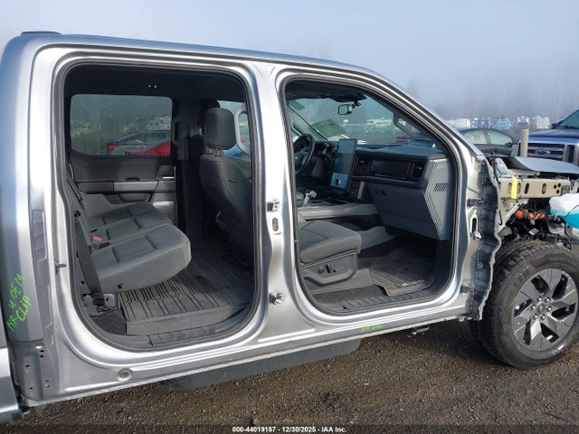 2024 FORD F-150 LIGHTNING 1FT6W3L72RWG21527 Photo 5