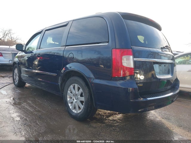 44019200 :رقم المزاد ، 2C4RC1BGXFR601753 vin ، 2015 Chrysler Town & Country Touring مزاد بيع