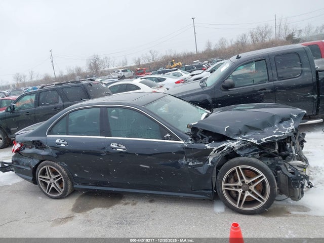 2012 Mercedes-benz C 63 Amg მანქანა იყიდება აუქციონზე, vin: WDDGF7HB1CA689580, აუქციონის ნომერი: 44019217