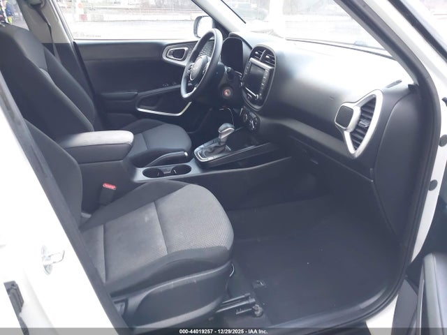 KNDJ23AU4N7833882 KIA SOUL LX