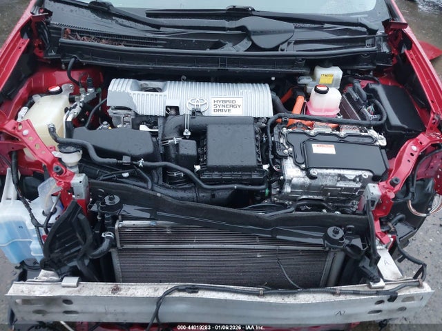 JTDKN3DU6E0372488 Toyota Prius Two
