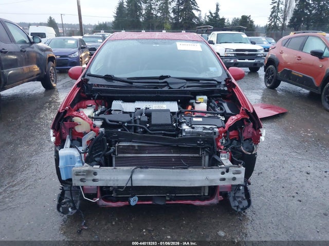 JTDKN3DU6E0372488 Toyota Prius Two