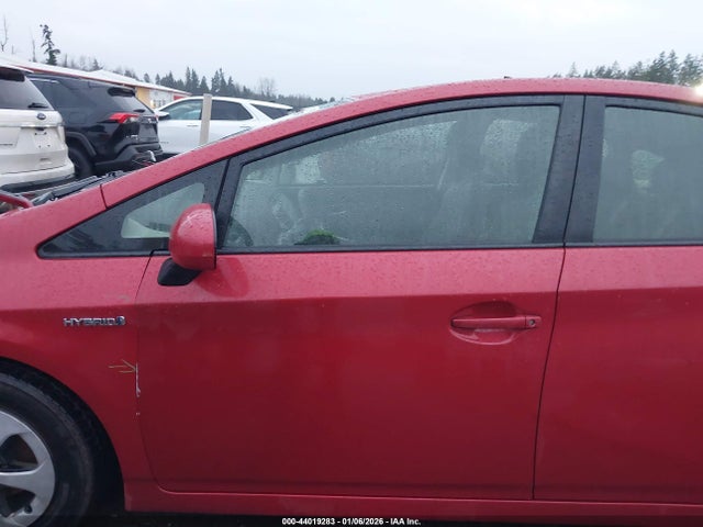 JTDKN3DU6E0372488 Toyota Prius Two