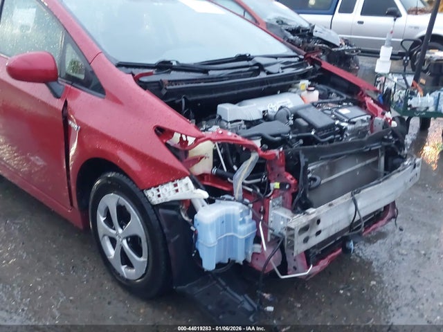 JTDKN3DU6E0372488 Toyota Prius Two