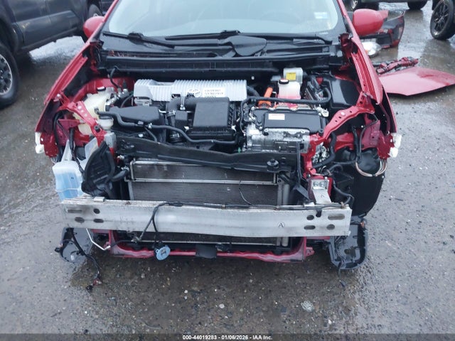 JTDKN3DU6E0372488 Toyota Prius Two