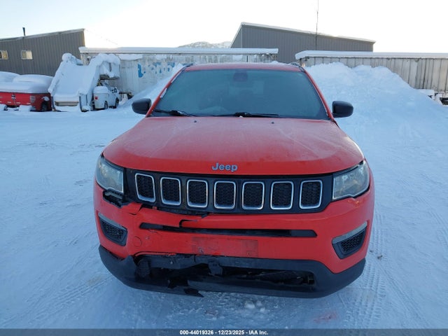 3C4NJDAB6JT398216 Jeep Compass Sport 4x4