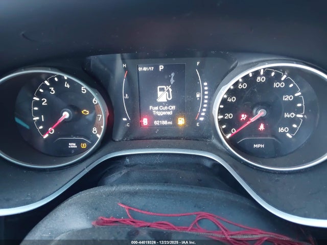 3C4NJDAB6JT398216 Jeep Compass Sport 4x4