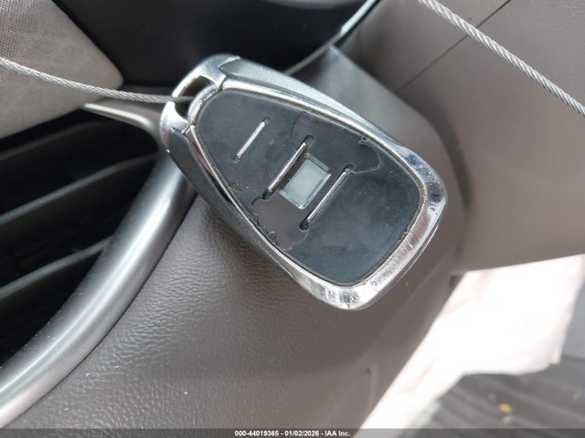 1G1ZC5ST8KF117966 Chevrolet Malibu 1fl