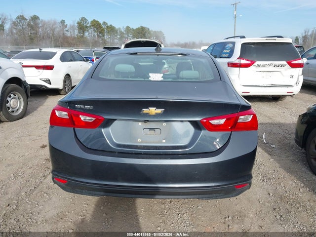 1G1ZC5ST8KF117966 Chevrolet Malibu 1fl