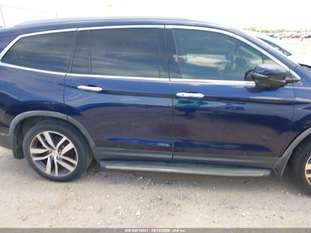 2017 Honda Pilot Touring მანქანა იყიდება აუქციონზე, vin: 5FNYF5H93HB043505, აუქციონის ნომერი: 44019387