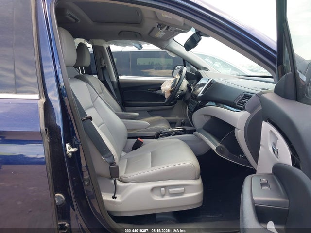 2017 Honda Pilot Touring მანქანა იყიდება აუქციონზე, vin: 5FNYF5H93HB043505, აუქციონის ნომერი: 44019387
