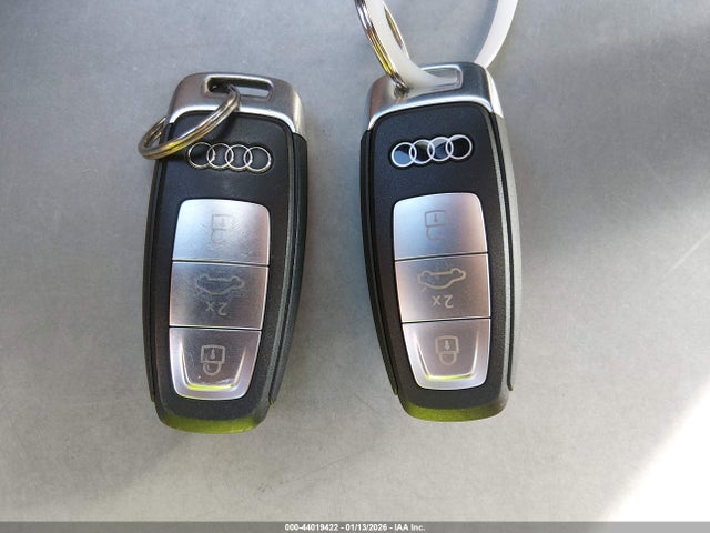 2022 AUDI A3 WAUHUDGY8NA086215 Photo 10