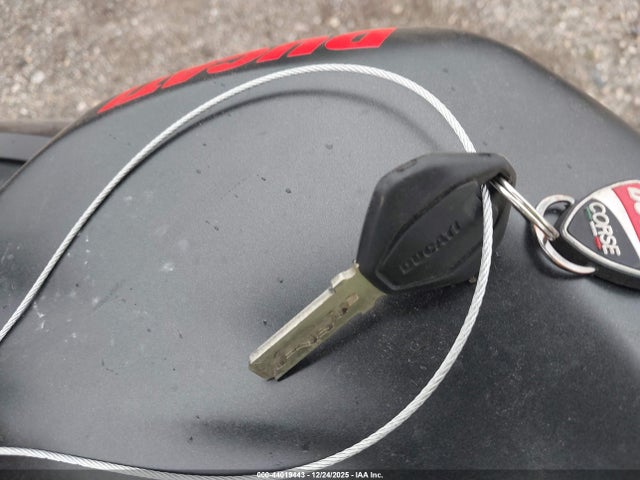 ZDMHAATW5SB016003 Ducati Panigale V2
