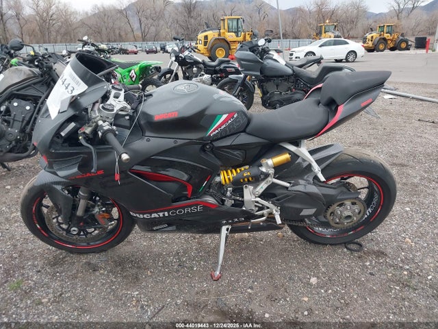 ZDMHAATW5SB016003 Ducati Panigale V2